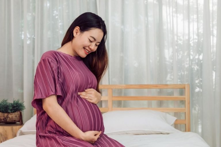 Apakah Ibu Hamil Boleh Puasa? Simak Tips Aman Menjalaninya!