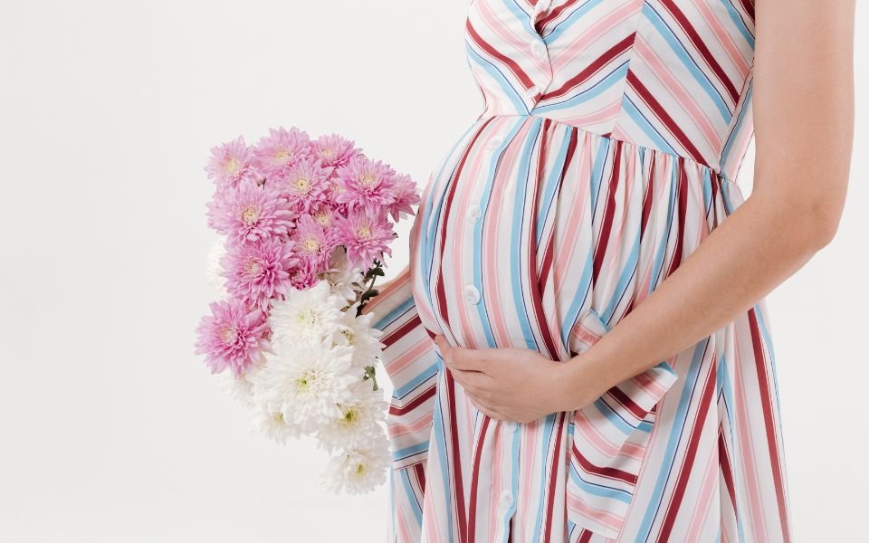 3 Posisi Bayi Sungsang & Fakta Kondisi Kehamilannya, Simak!