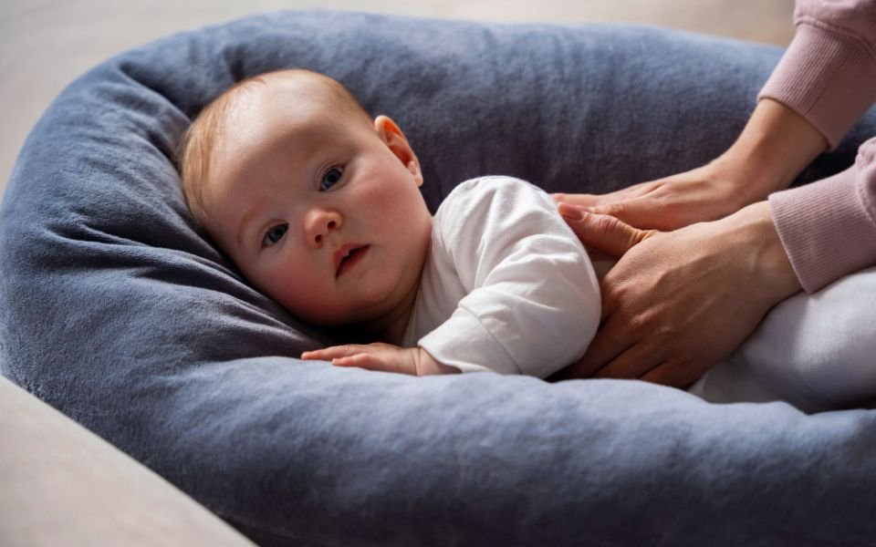 8 Cara Mengatasi Diare pada Bayi, Cukupi Kebutuhan Cairan!