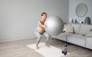 Gerakan Senam Hamil untuk Bayi Sungsang yang Aman Dilakukan