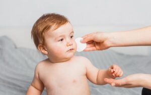 7 Cara Mengatasi Ruam ASI pada Bayi, Simak Penyebabnya!