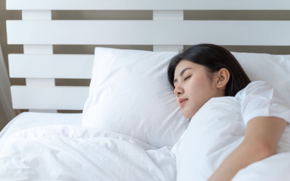 Apakah Tidur Siang Bikin Gemuk? Ini Fakta dan Manfaatnya